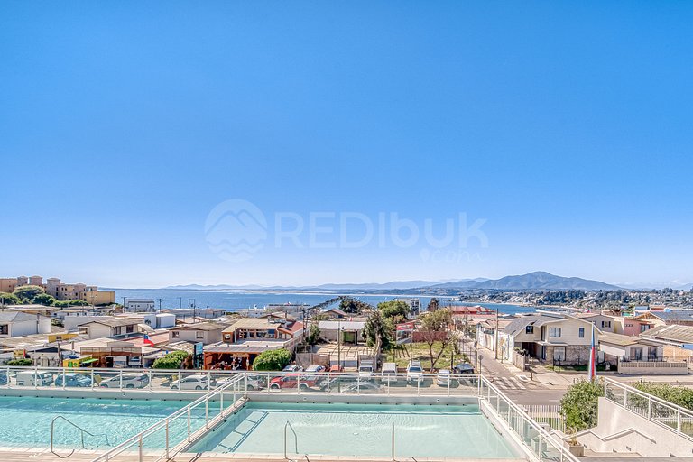 Spacious and comfortable apartment in Costas de Montemar.