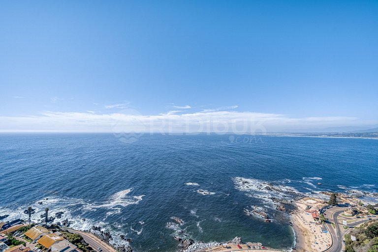 Apartment with panoramic ocean views in Concón