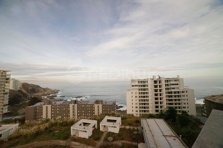 Beautiful apartment with ocean views in Concón.