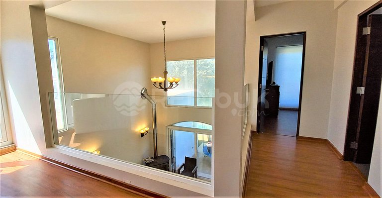 Spacious House with good location in El Canelo