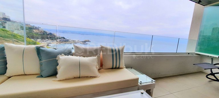 Cozy and Beautiful Apartment with Ocean View