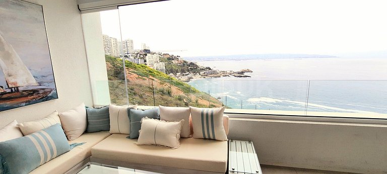 Cozy and Beautiful Apartment with Ocean View
