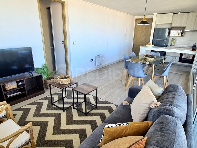 Spacious Family Apartment with Ocean View.