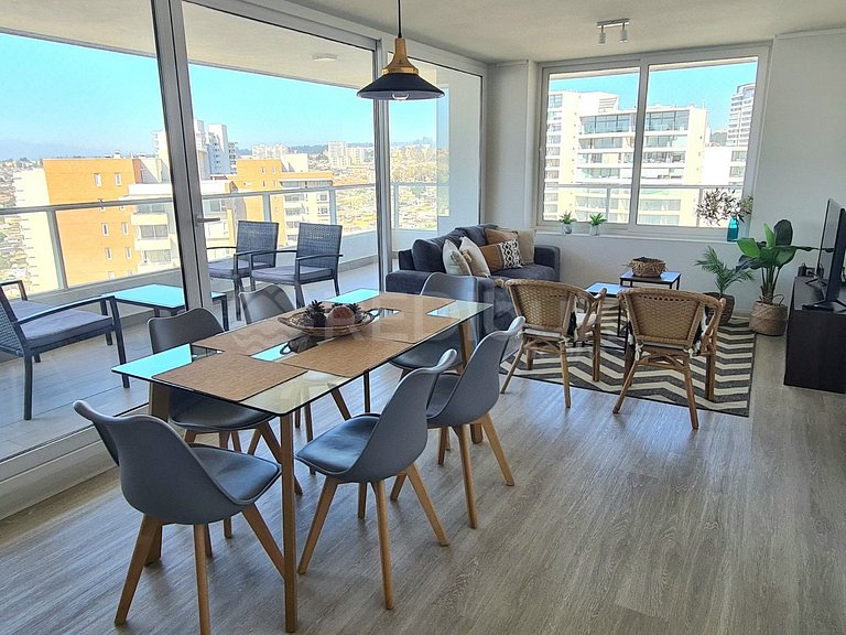 Spacious Family Apartment with Ocean View.