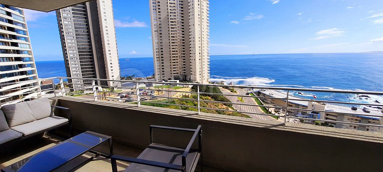 Comfortable apartment with a beautiful view in Concón.