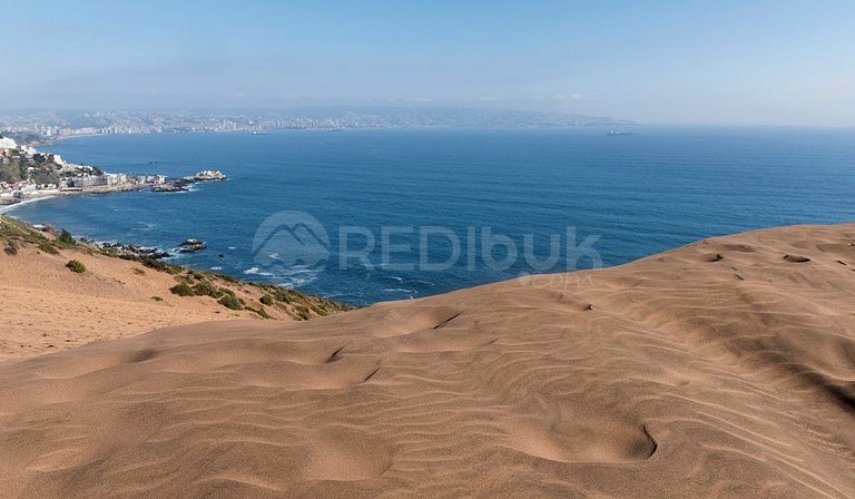 Comfortable apartment with a beautiful view in Concón.