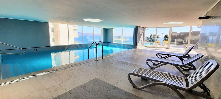 Studio apartment with a beautiful view.