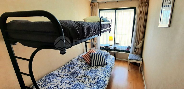 First Line Apartment with Sea View