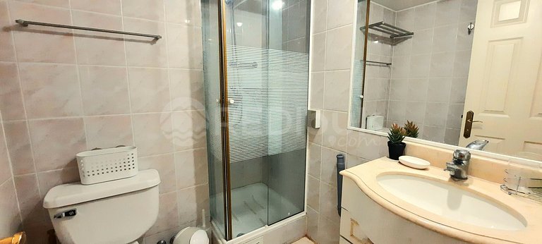 First Line Apartment with Sea View