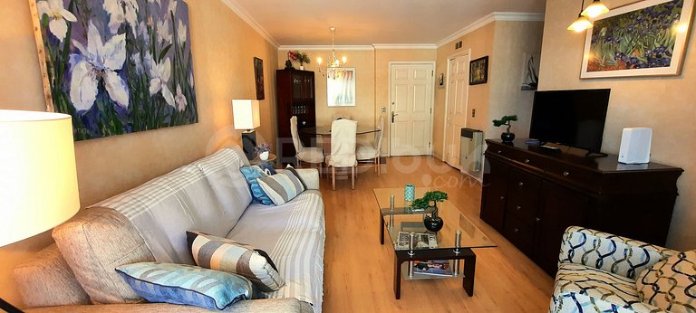 First Line Apartment with Sea View