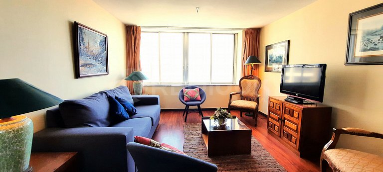 First Line Apartment With Beautiful Ocean View