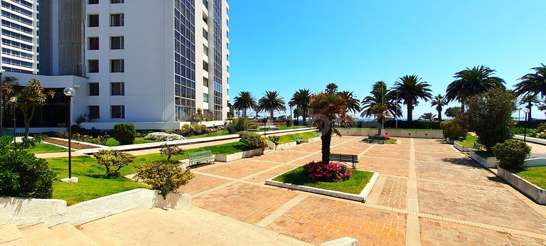 Departamento en Primera Línea con Hermosa Vista al Mar
