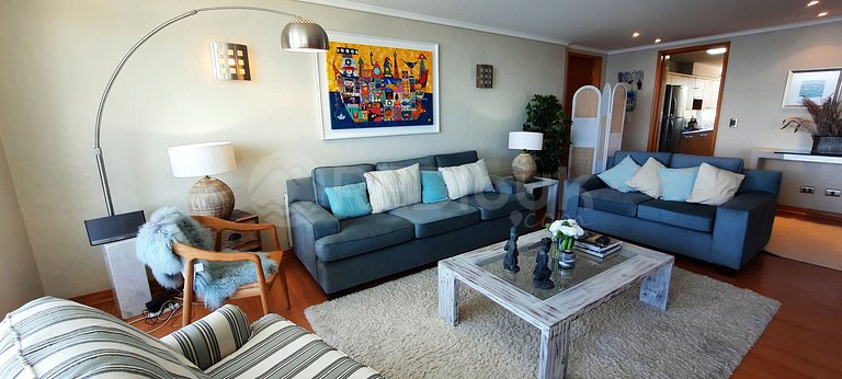 Spacious Apartment with Ocean View in Reñaca