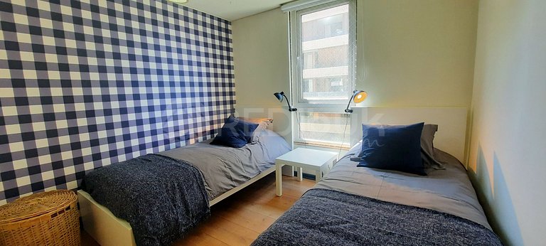 Spacious apartment in the exclusive sector of Vitacura.