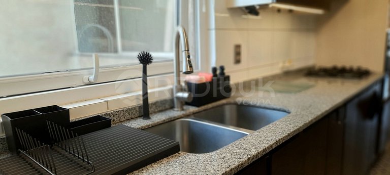 Spacious apartment in the exclusive sector of Vitacura.