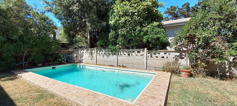 Spacious House with good location in El Canelo