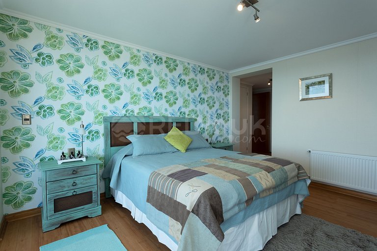 Spacious Apartment with Ocean View in Reñaca