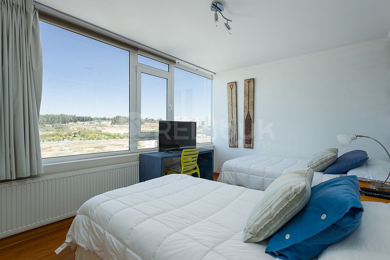 Spacious Apartment with Ocean View in Reñaca