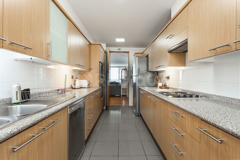 Spacious Apartment with Ocean View in Reñaca