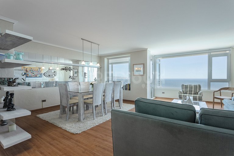 Spacious Apartment with Ocean View in Reñaca