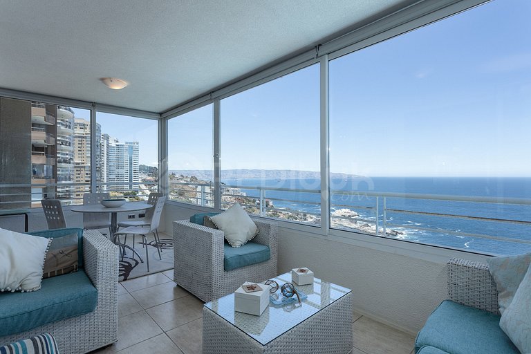 Spacious Apartment with Ocean View in Reñaca
