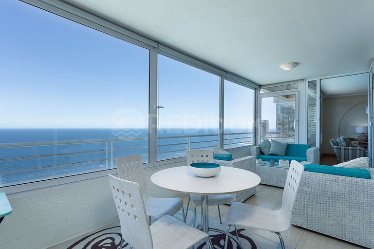 Spacious Apartment with Ocean View in Reñaca