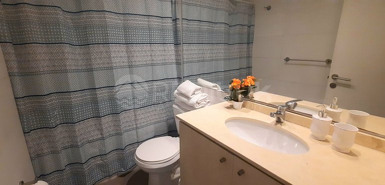 Depto con vista despejada al mar en Concón.