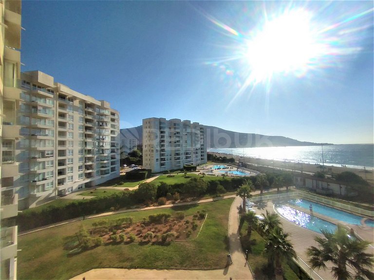Apartment with incredible ocean views in Papudo.