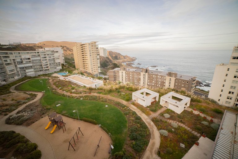 Beautiful apartment with ocean views in Concón.