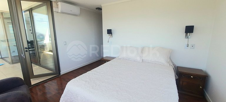 Moderno Departamento con Excelente Ubicación en Las Condes