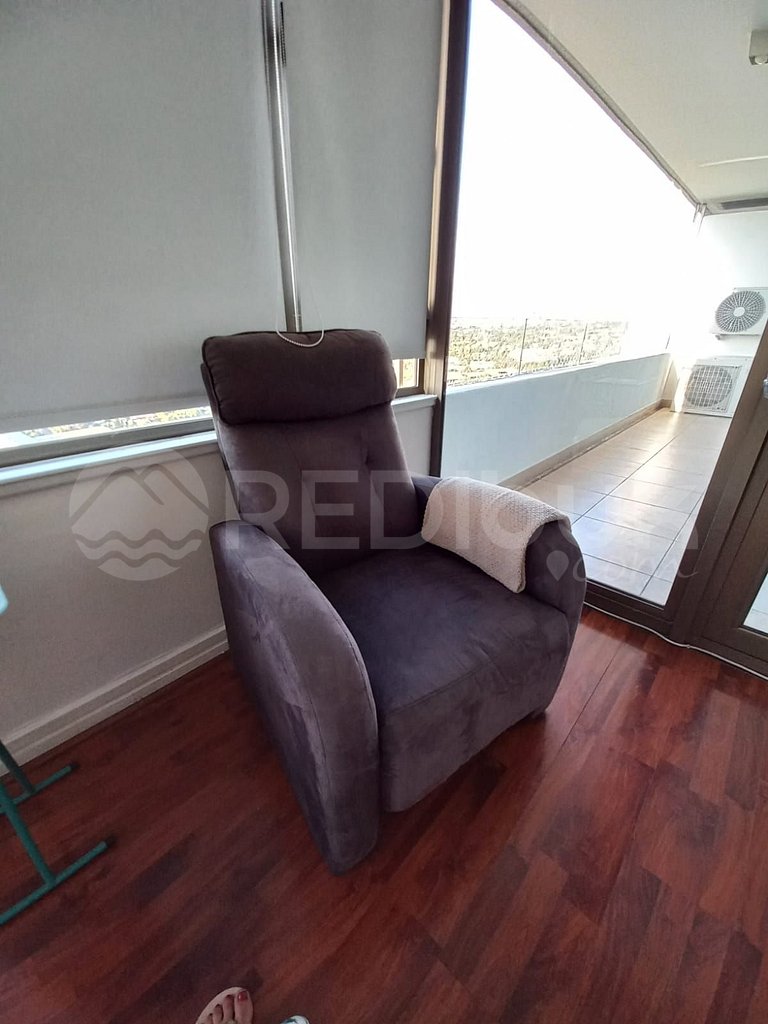 Moderno Departamento con Excelente Ubicación en Las Condes