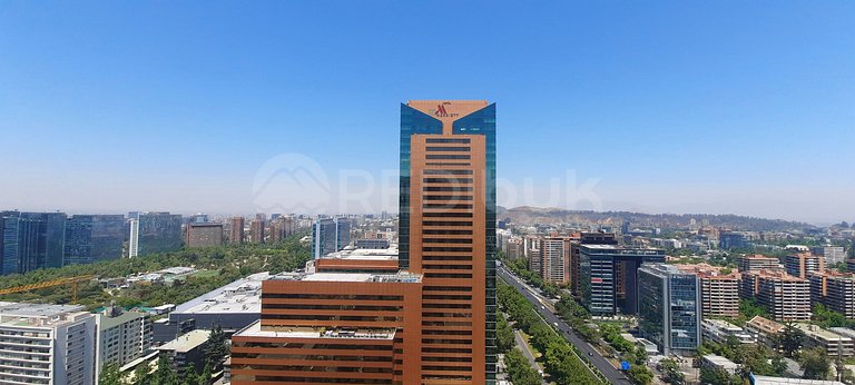 Moderno Departamento con Excelente Ubicación en Las Condes