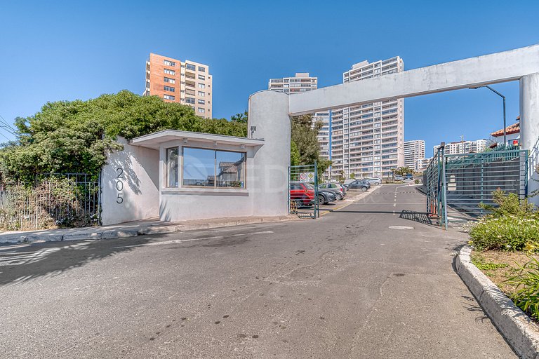 Apartment with a clear view of the sea in Concón.
