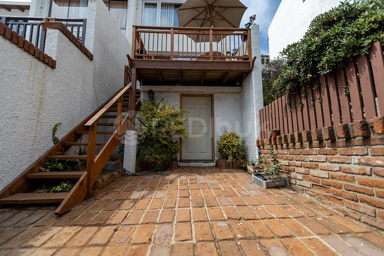 Comfortable House with Exceptional Location in Reñaca