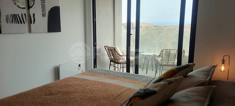 Unbeatable apartment overlooking the dunes and the sea.