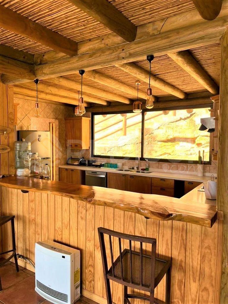 Beautiful House on Lake Vichuquen with Hot Tub