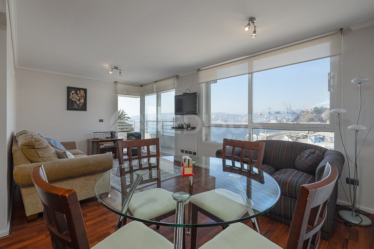 Spacious and Equipped Apartment in Valparaíso