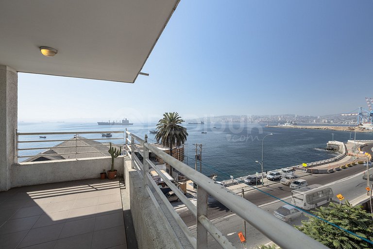 Spacious and Equipped Apartment in Valparaíso