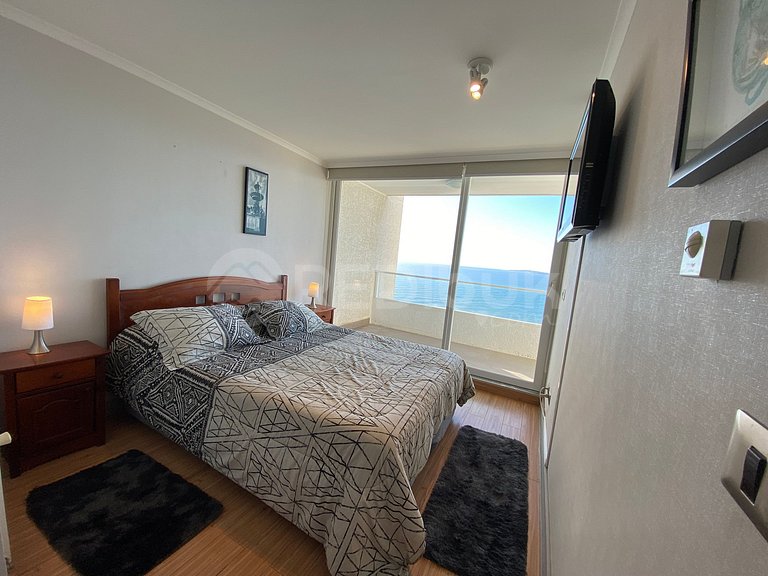 Beautiful Apartment with Unobstructed View