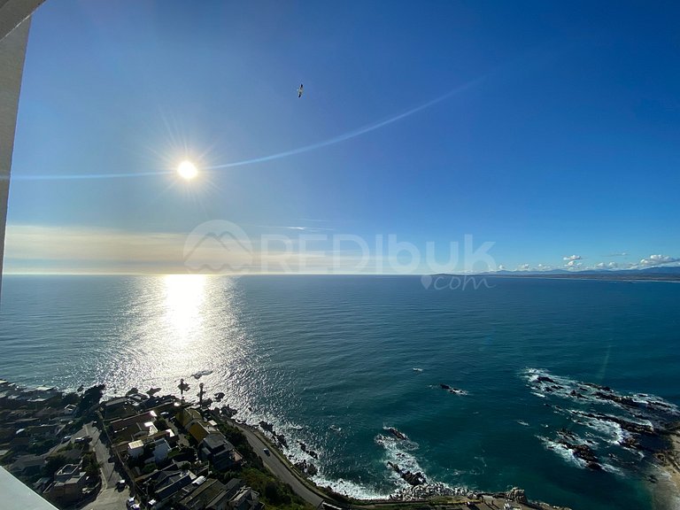 Beautiful Apartment with Unobstructed View
