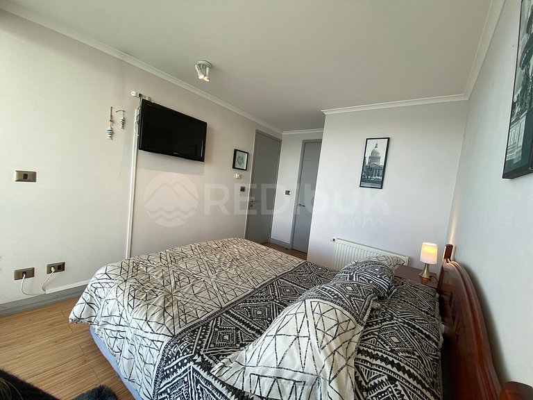 Beautiful Apartment with Unobstructed View