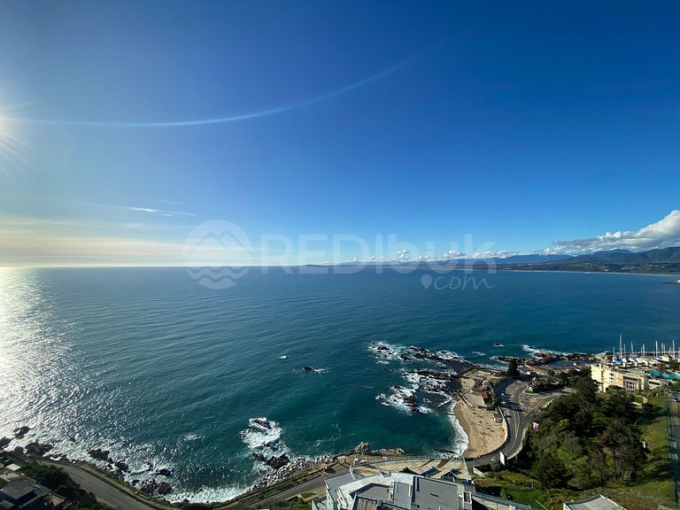 Beautiful Apartment with Unobstructed View