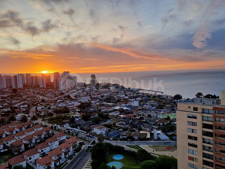 Apartment with a clear view of the sea in Concón.