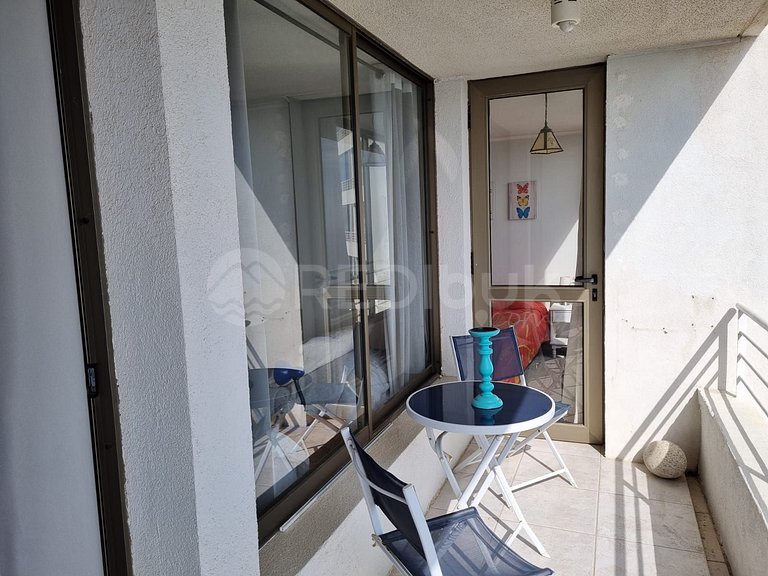 Apartment with a clear view of the sea in Concón.