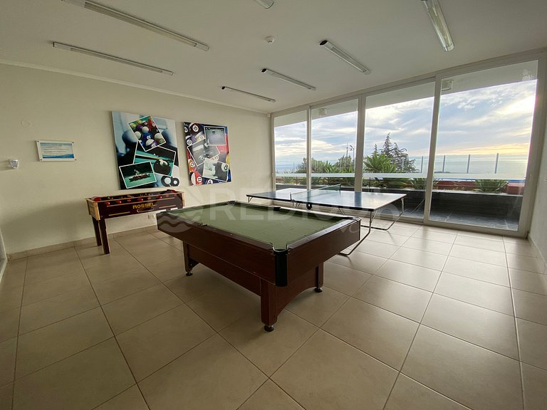 Apartment with panoramic ocean views in Concón