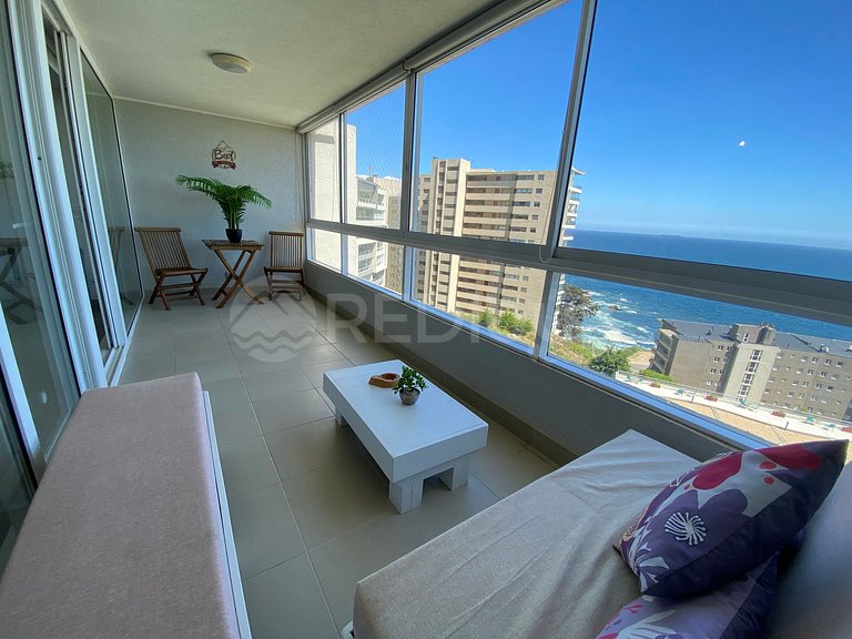 Beautiful Apartment with Unobstructed Ocean View