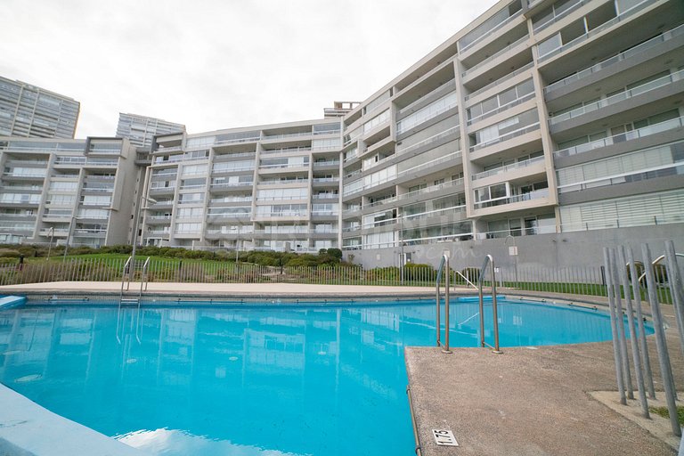 Beautiful Apartment with Unobstructed Ocean View