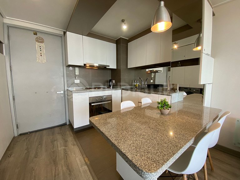 Beautiful Apartment with Unobstructed Ocean View