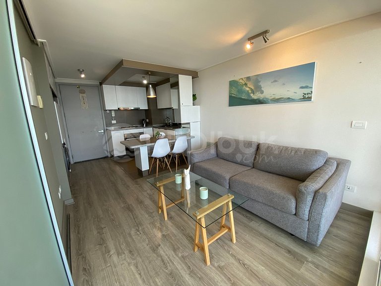 Beautiful Apartment with Unobstructed Ocean View