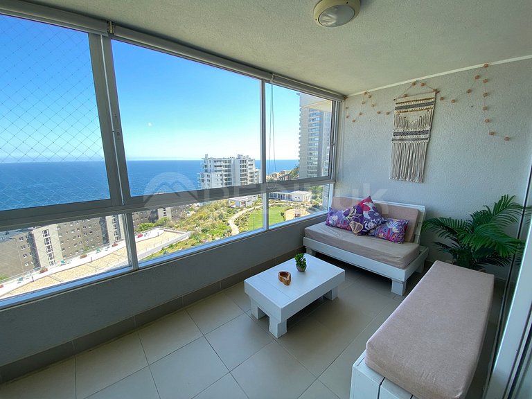Beautiful Apartment with Unobstructed Ocean View